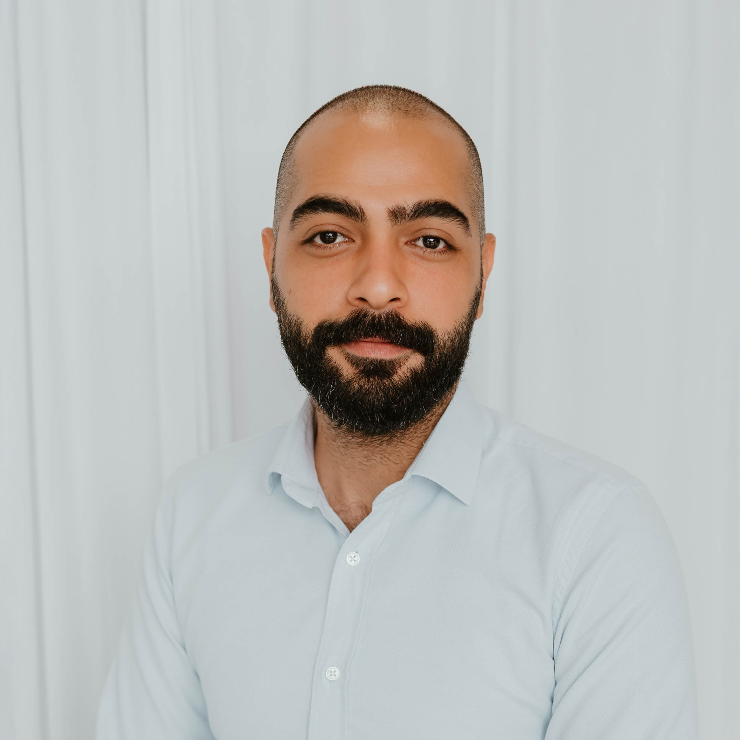 Taha Fakhri Sales and Leasing Consultant