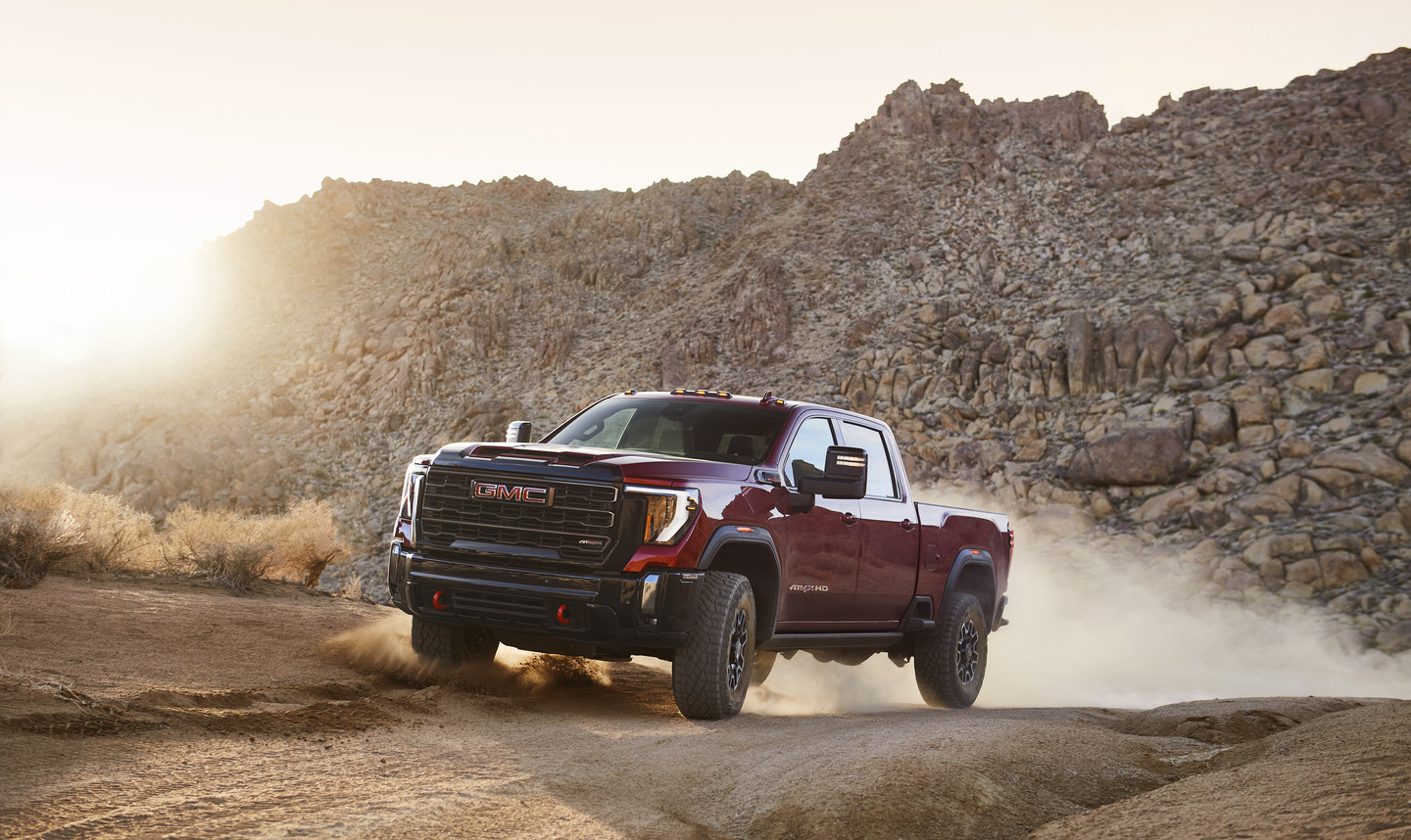 2026 Silverado HD or Sierra HD: Which GM Heavy-Duty Fits Your Towing Needs?