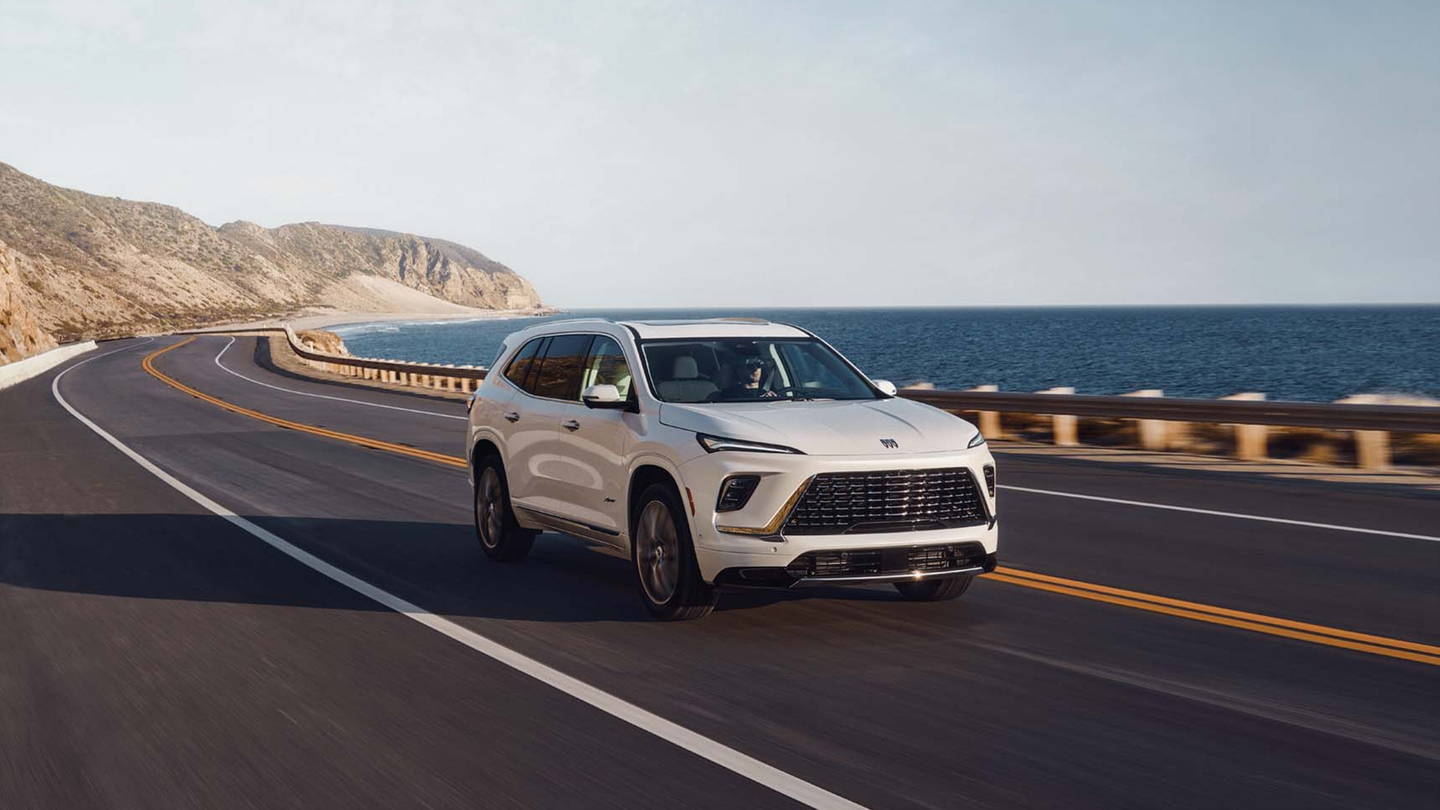 2026 Buick Enclave vs 2026 Toyota Highlander: Comparing what matters to you